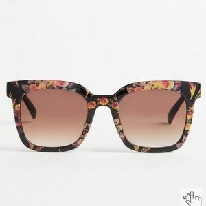 🆕️🌸FLORAL SQUARE SMOKE LENS SUNGLASSES🌸